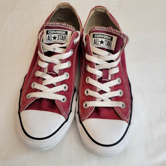Converse Shoes - Converse Chuck Taylor All Star Red Canvas Shoes Size 6 Low Top